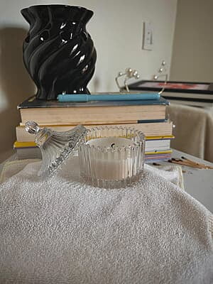 Elegant Crystal Jar Scented Candle for Aromatherapy